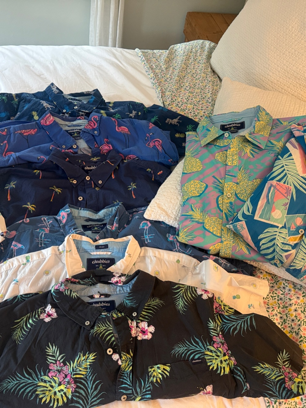 chubbies Assorted Tropical Button-Down Shirts in Black, Navy, Blue, Teal, Pink